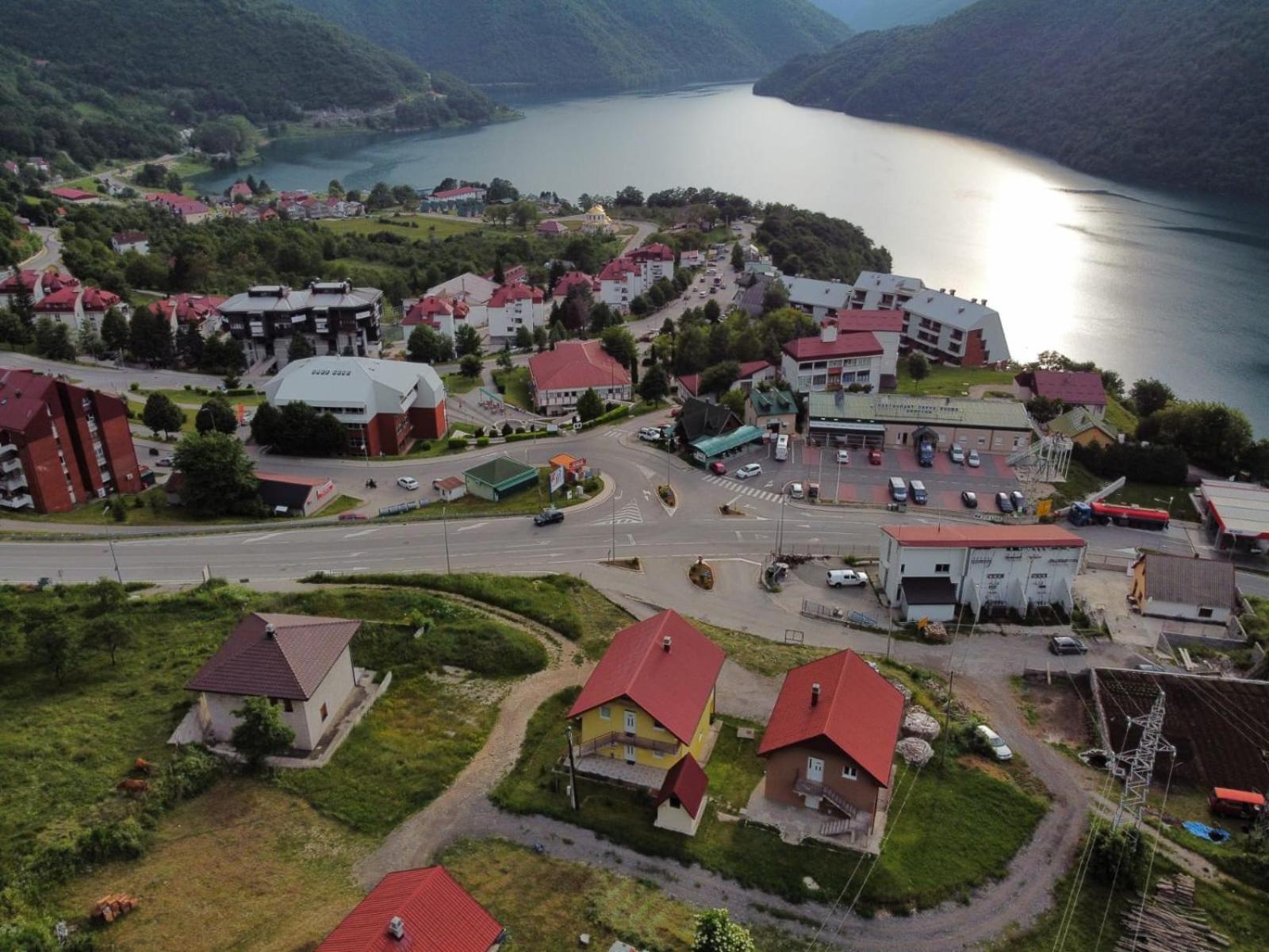 플루지네 Apartman Ognjenovic 아파트 외부 사진