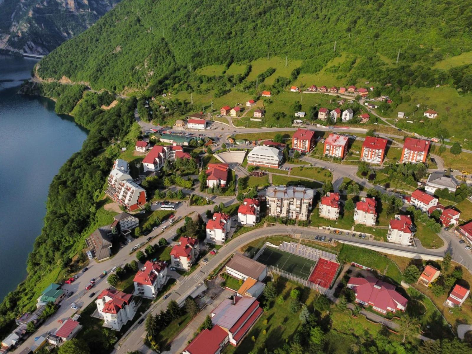 플루지네 Apartman Ognjenovic 아파트 외부 사진